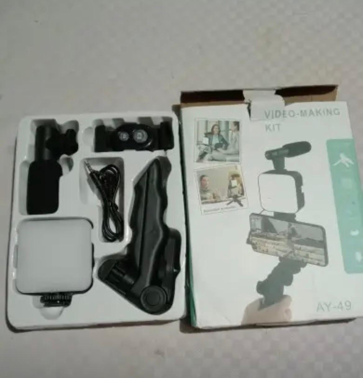 High-Quality Vlogging Kit with Tripod, Mic & LED Light